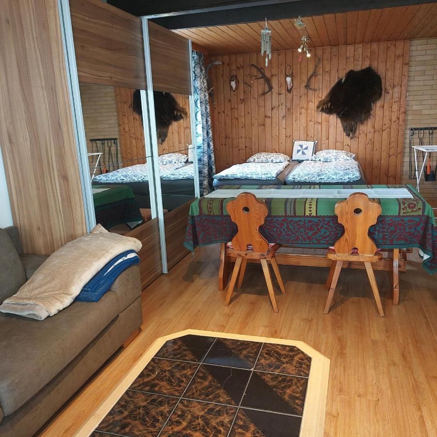 Apartamento Kreativ Karlovy Vary Exterior foto